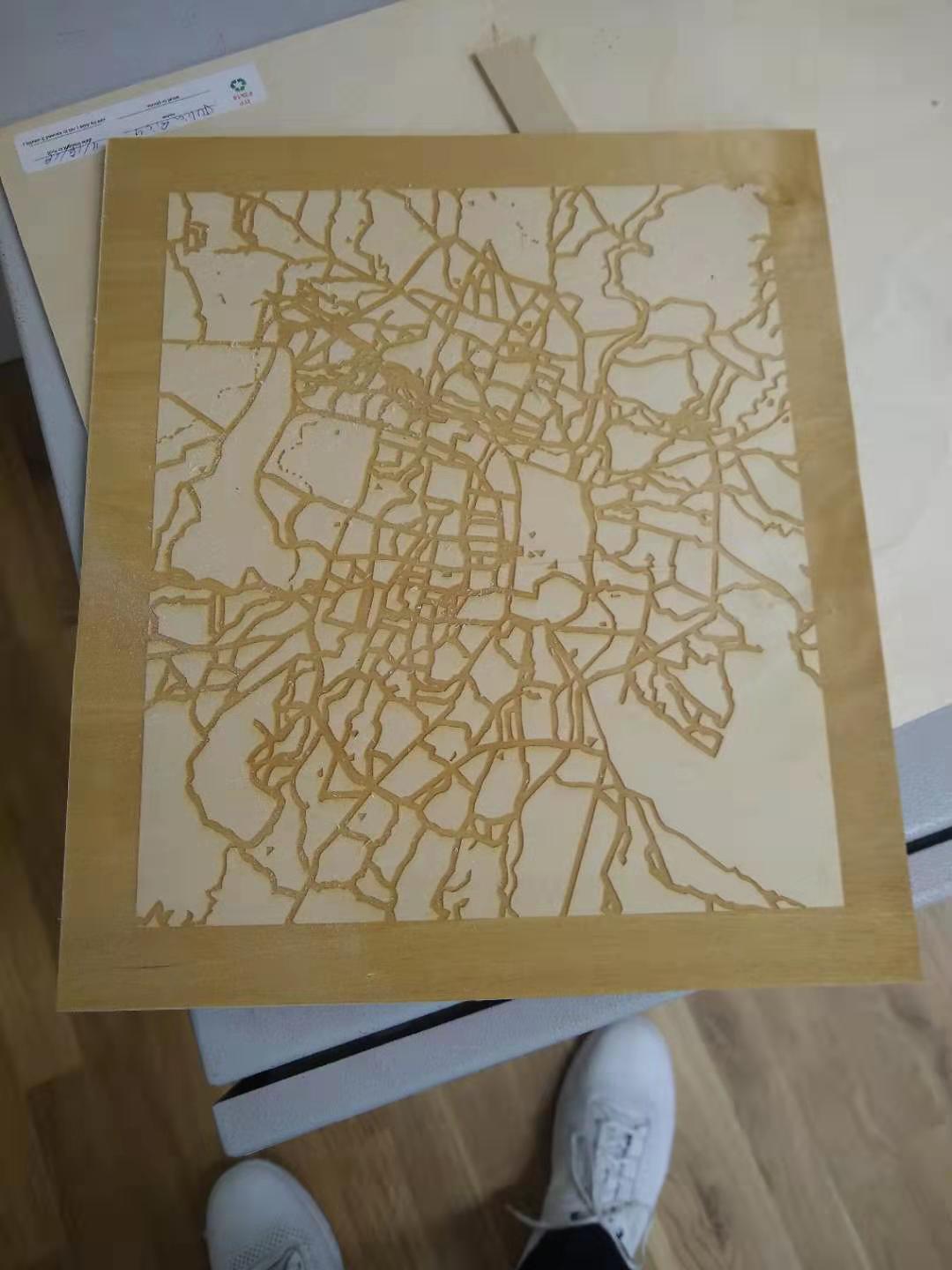 An engraved city map.